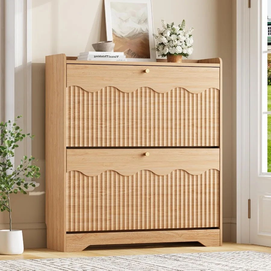 Shoe Rack Cabinet Narrow Entryway - モダンな波型エッジ加工が施されたパネルを備えた靴収納キャビネット。玄関に最適なスリムな靴棚。自立式のコンパクトな収納家具。